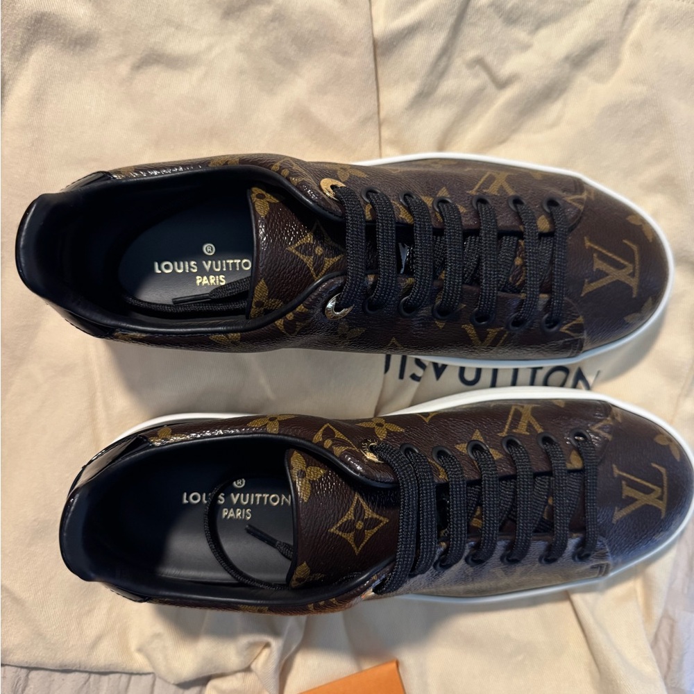 Louis Vuitton Monogram FrontRow Women’s Sneakers New in Box - Picture 4 of 14